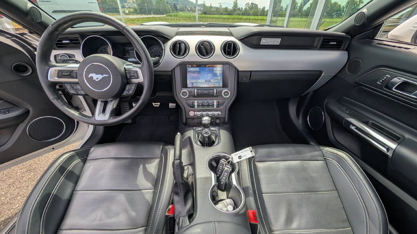 FORD Mustang Convertible 5.0 V8 GT, Essence, Occasion / Utilisé, Manuelle - 6