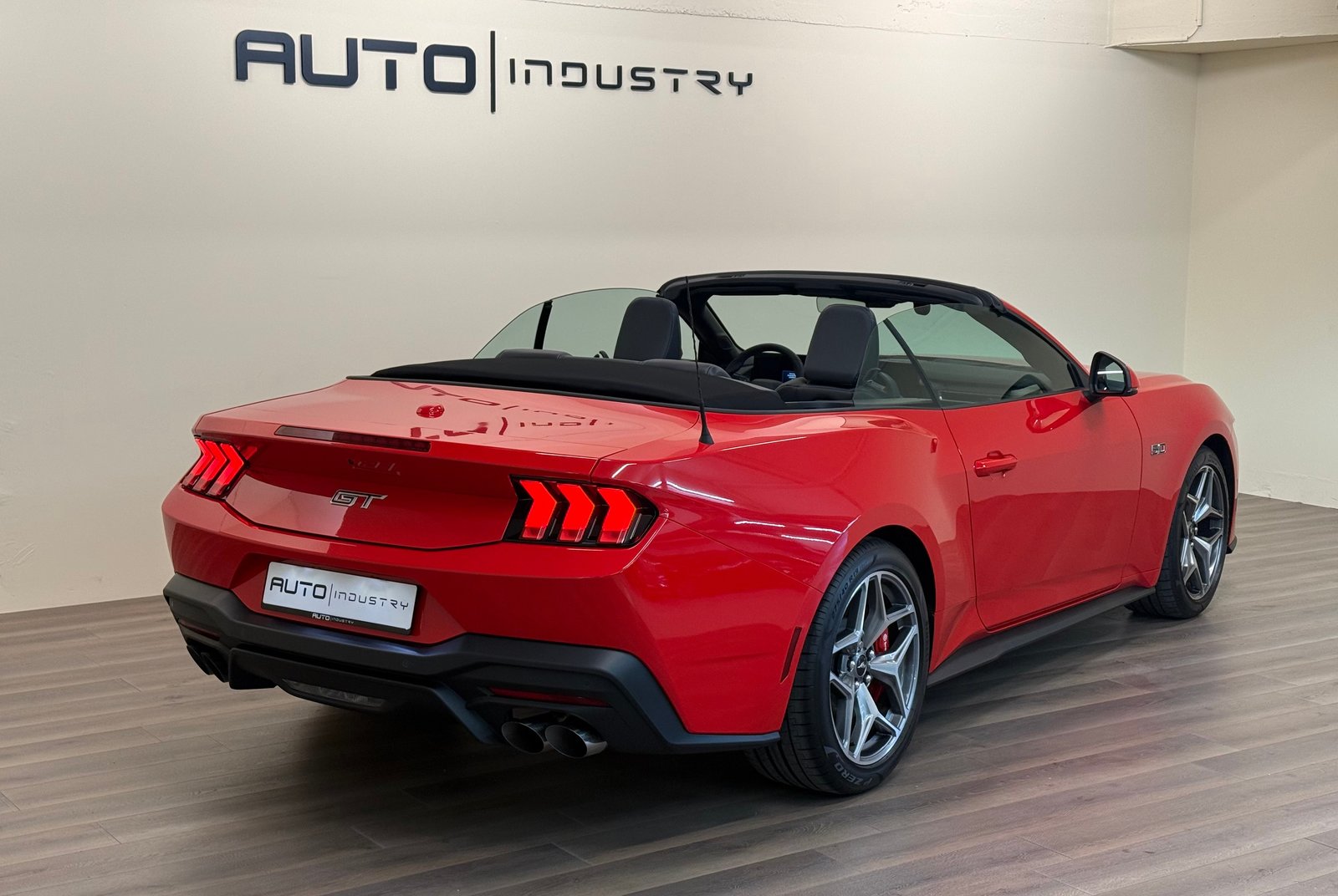 FORD Mustang Convertible 5.0 V8 GT Automat, Petrol, Second hand / Used, Automatic - 3