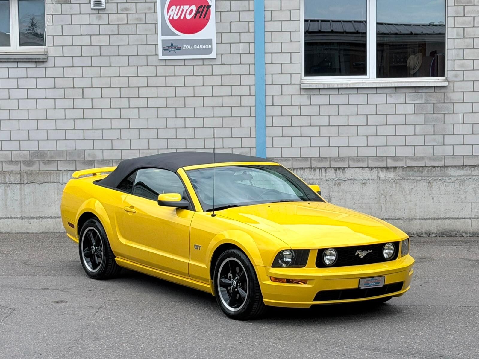 FORD MUSTANG 4.6-V8 CONV. CABRIO, Benzin, Occasion / Gebraucht, Automatik - 2
