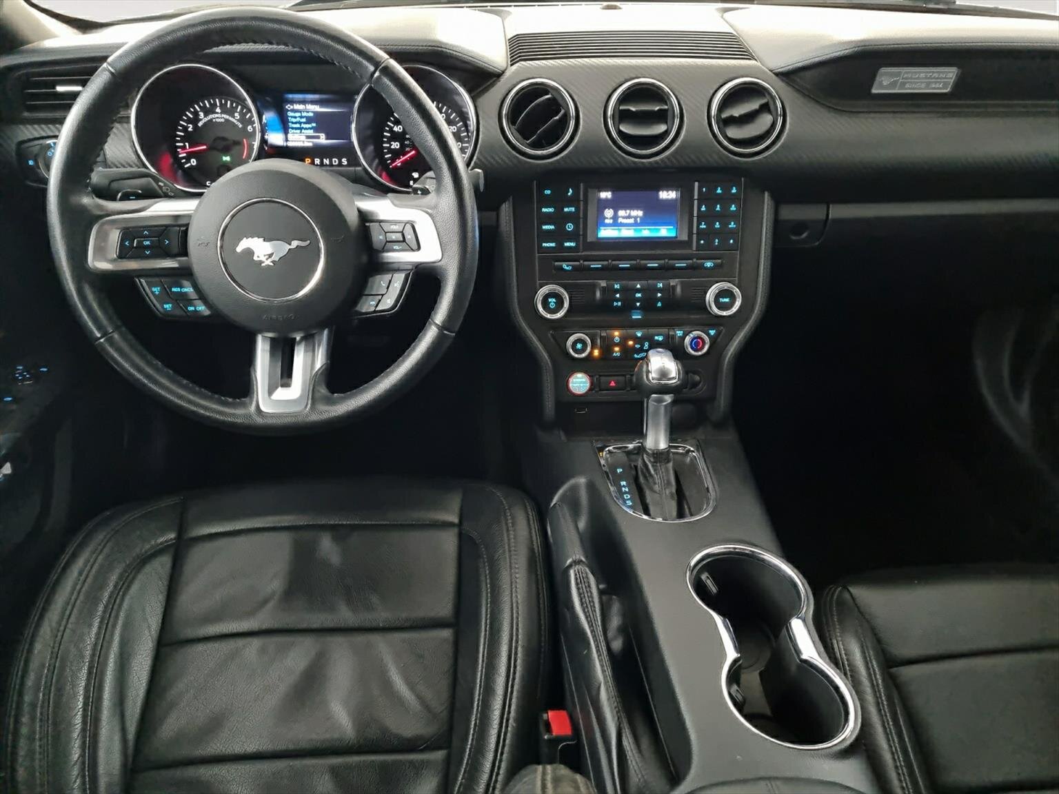 FORD Mustang Convertible 3.7, Essence, Occasion / Utilisé, Automatique - 6