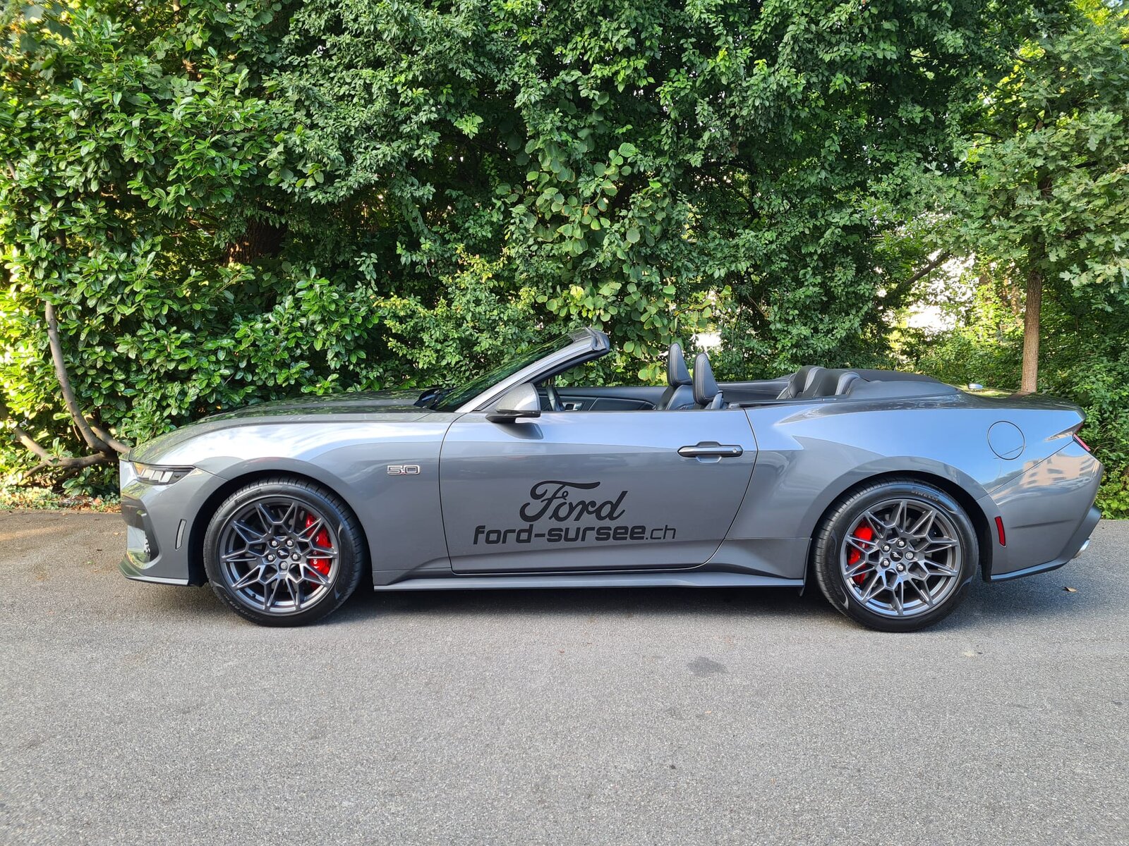 FORD Mustang GT Convertible 5.0i-V8 AUTOMAT, Petrol, Ex-demonstrator, Automatic - 2
