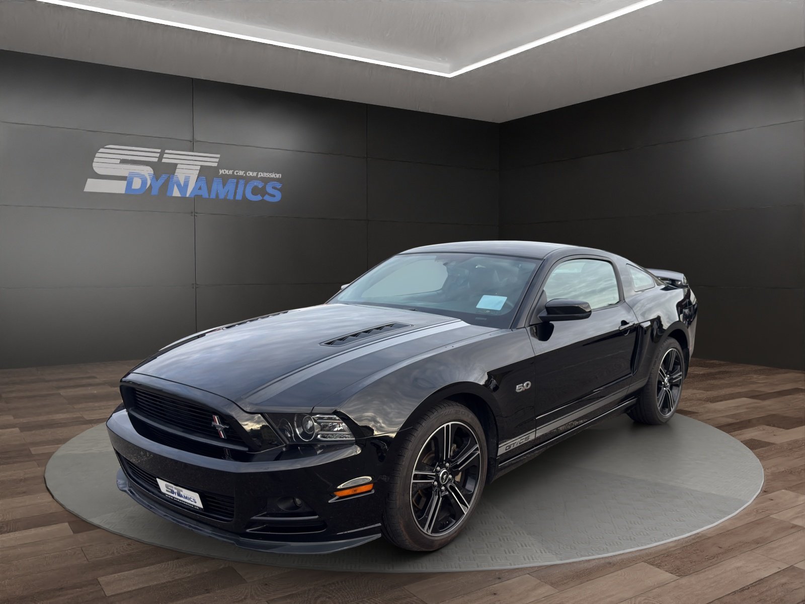 FORD MUSTANG GT COUPE