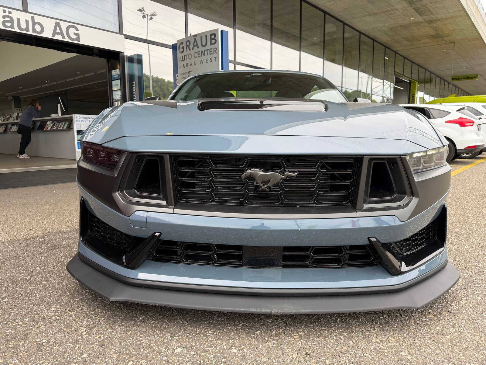 FORD Mustang Fastback 5.0 V8 Dark Horse US Version mit Handl, Benzin, Occasion / Gebraucht, Handschaltung - 2