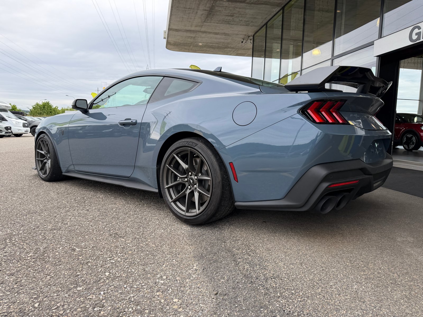 FORD Mustang Fastback 5.0 V8 Dark Horse US Version mit Handl, Benzin, Occasion / Gebraucht, Handschaltung - 5