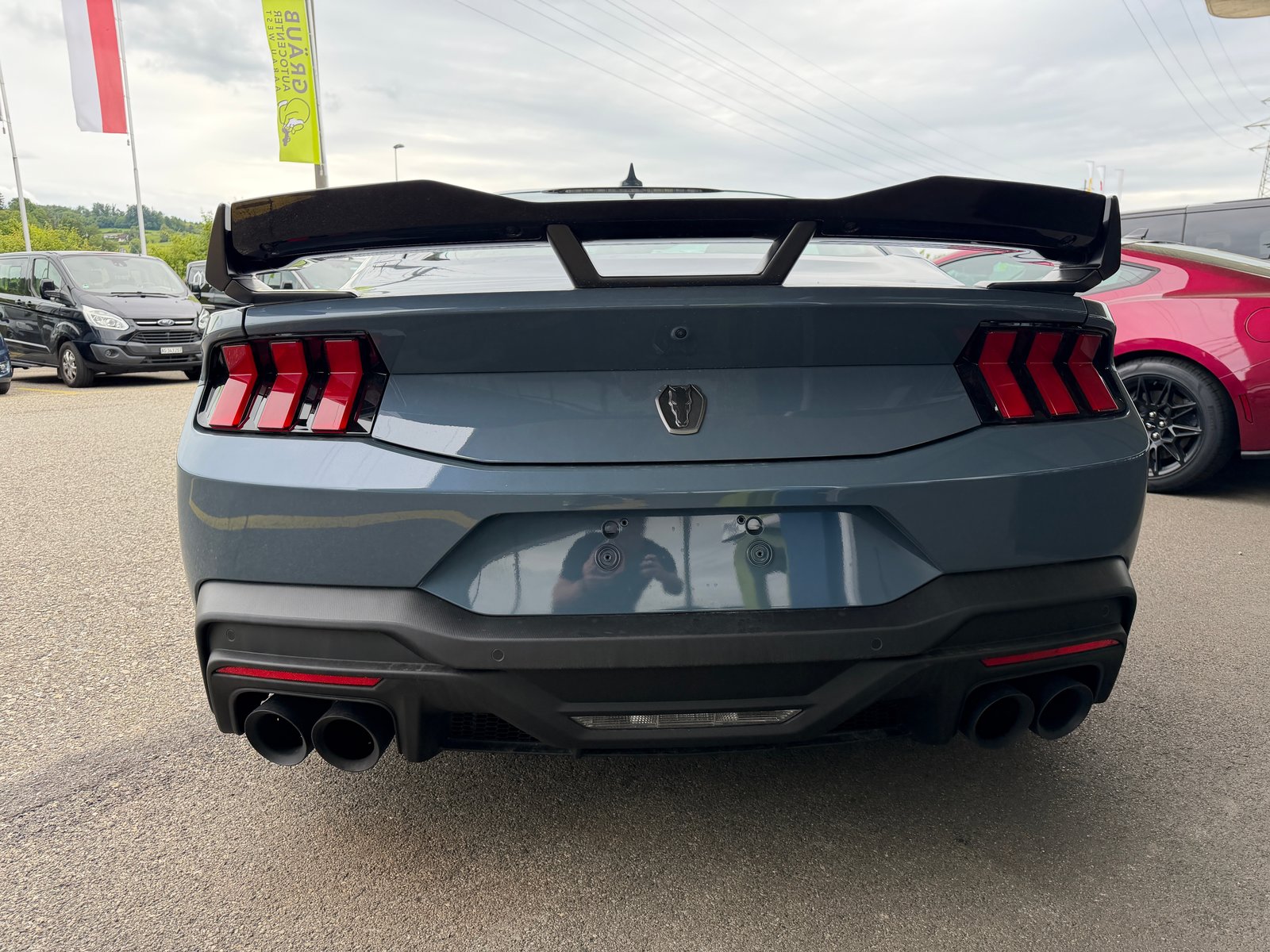 FORD Mustang Fastback 5.0 V8 Dark Horse US Version mit Handl, Benzin, Occasion / Gebraucht, Handschaltung - 7