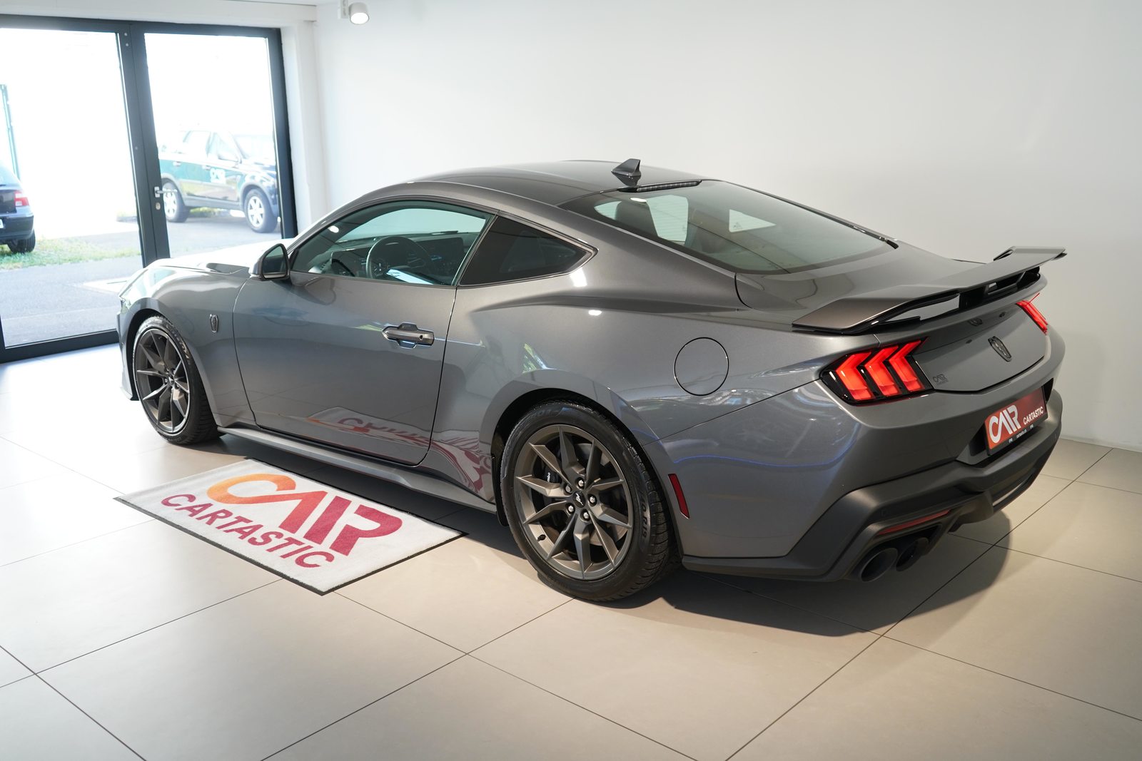 FORD Mustang Coupé 5.0 V8 Dark Horse, Petrol, Second hand / Used, Automatic - 3