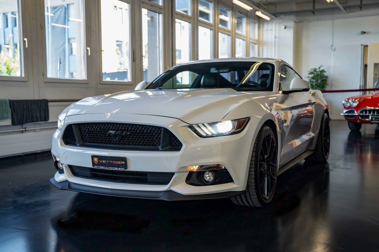 FORD Mustang Fastback 5.0 V8 GT Automat, Benzina, Occasioni / Usate, Automatico - 3