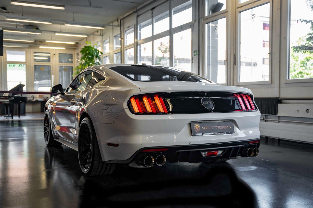 FORD Mustang Fastback 5.0 V8 GT Automat, Benzina, Occasioni / Usate, Automatico - 4