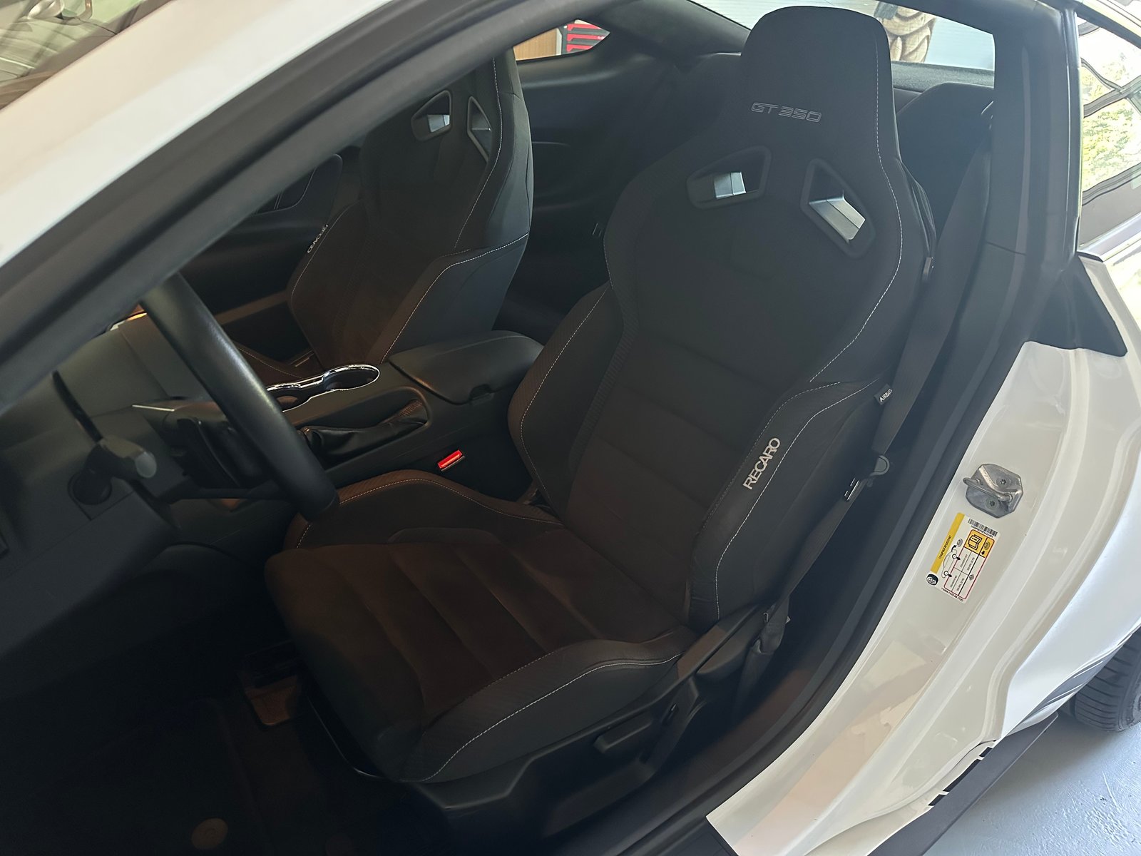 FORD Mustang Fastback 5.0 V8 GT Automat, Essence, Occasion / Utilisé, Automatique - 4