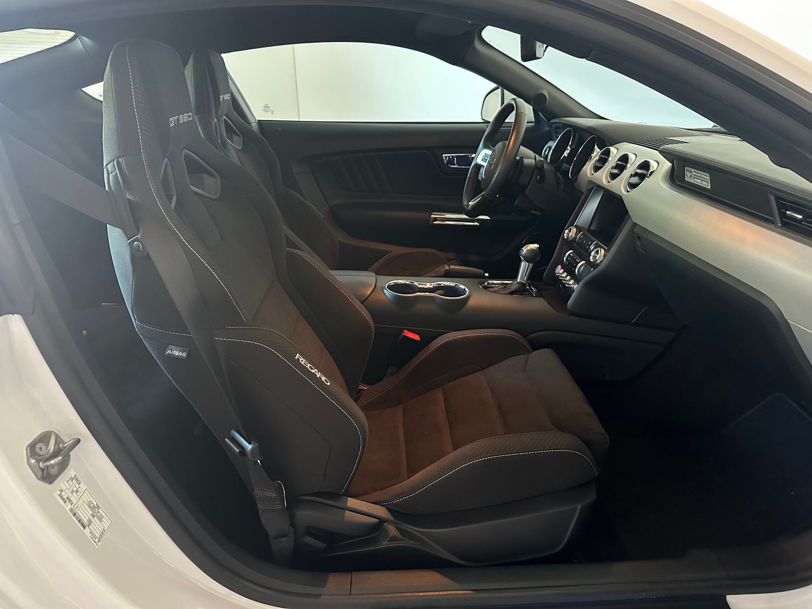 FORD Mustang Fastback 5.0 V8 GT Automat, Essence, Occasion / Utilisé, Automatique - 5