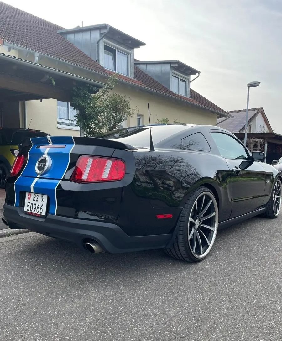 FORD Mustang Coupé 5.0 V8 GT Premium, Petrol, Second hand / Used, Manual - 2