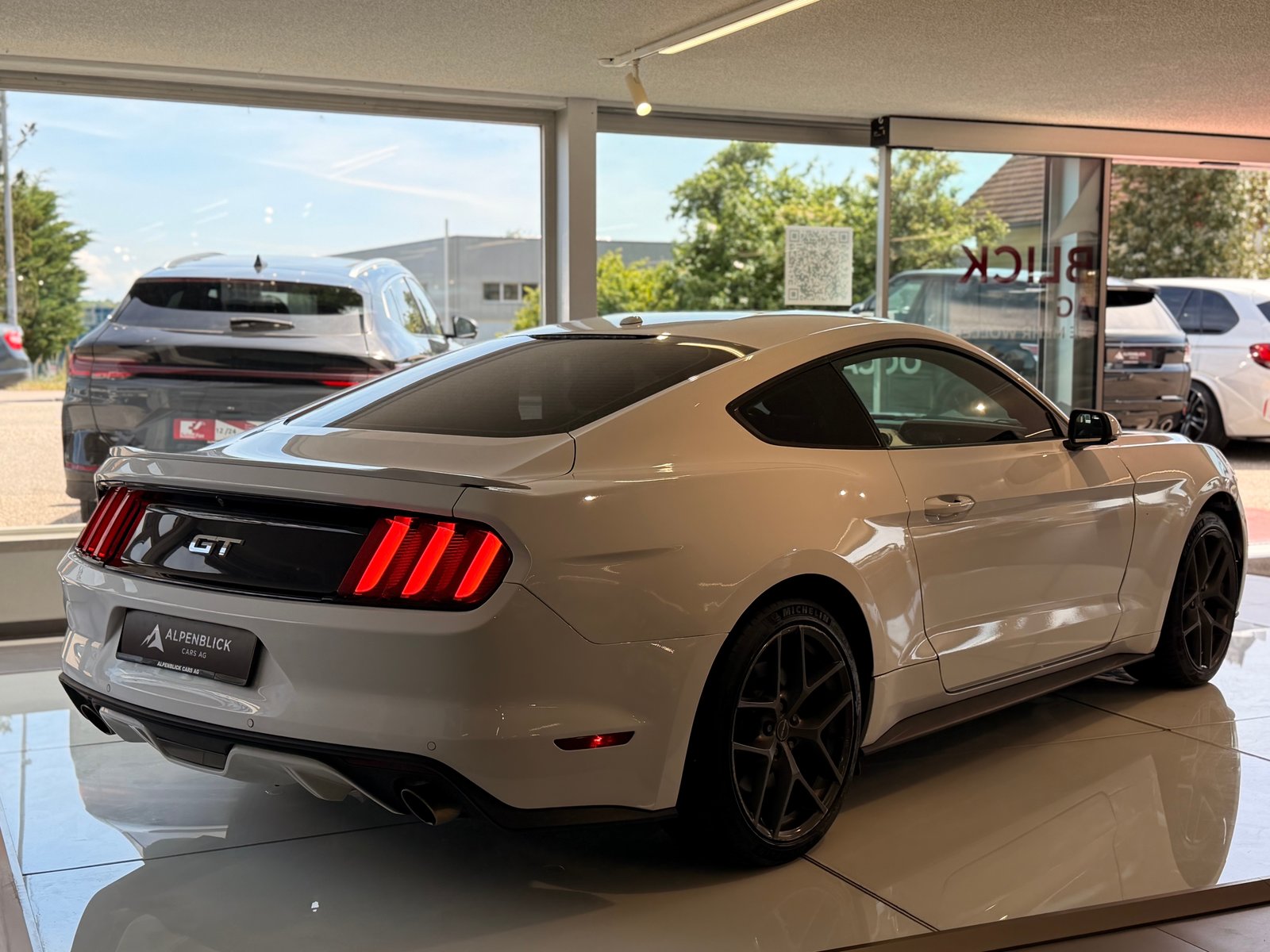 FORD Mustang Fastback 5.0 V8 GT Automat, Benzin, Occasion / Gebraucht, Automatik - 5