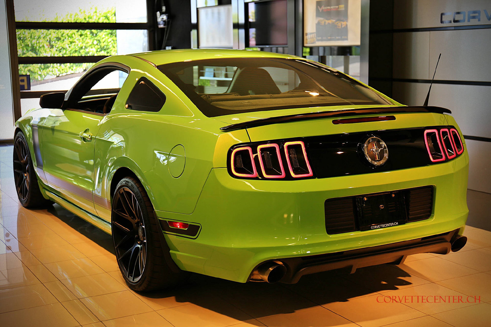 FORD Mustang 302 BOSS Coupé 5.0 V8, Benzin, Occasion / Gebraucht, Handschaltung - 5