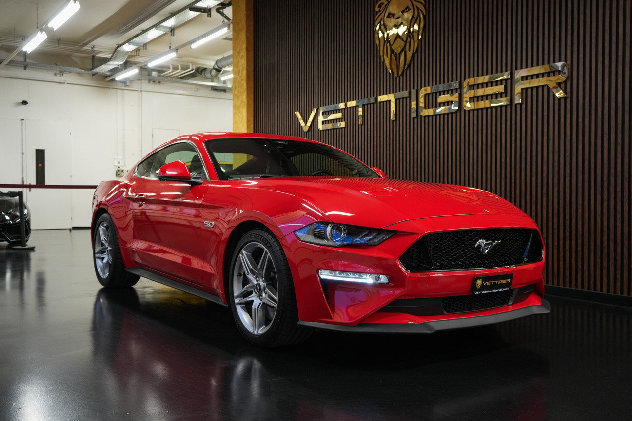 FORD Mustang Fastback 5.0 V8 GT Automat
