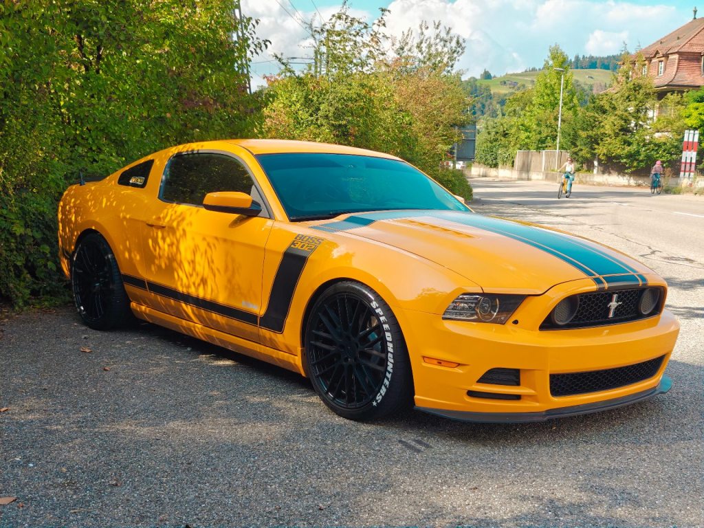 FORD MUSTANG Boss 302