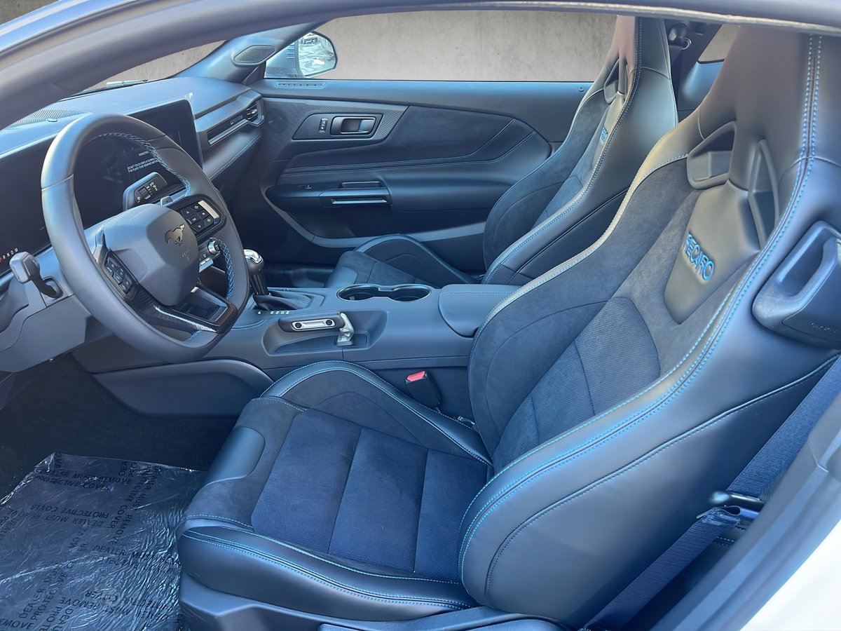 FORD Mustang Fastback 5.0 V8 Dark Horse Automat, Benzin, Vorführwagen, Automatik - 4