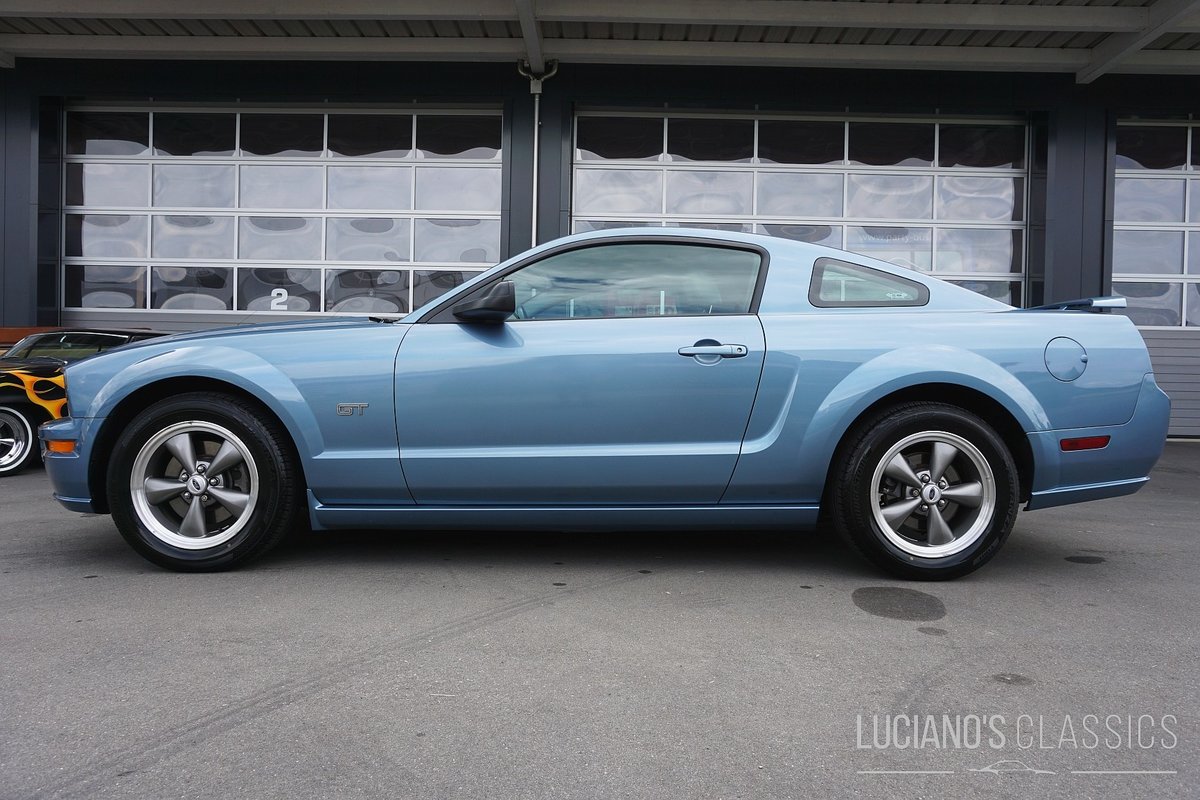 FORD Mustang GT, Essence, Occasion / Utilisé, Automatique - 3
