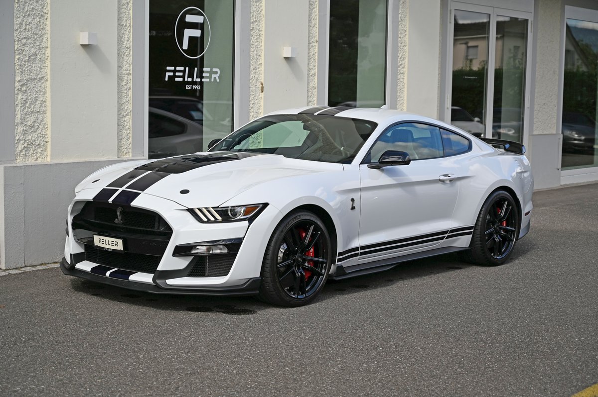 FORD Mustang Shelby GT500 Recaro