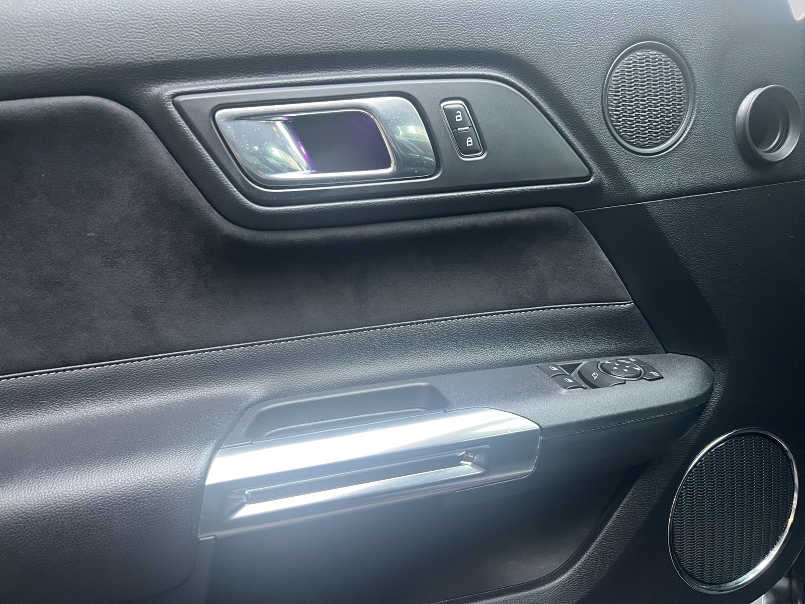 FORD Mustang Fastback 5.0 V8 GT Automat, Benzin, Occasion / Gebraucht, Automat - 4