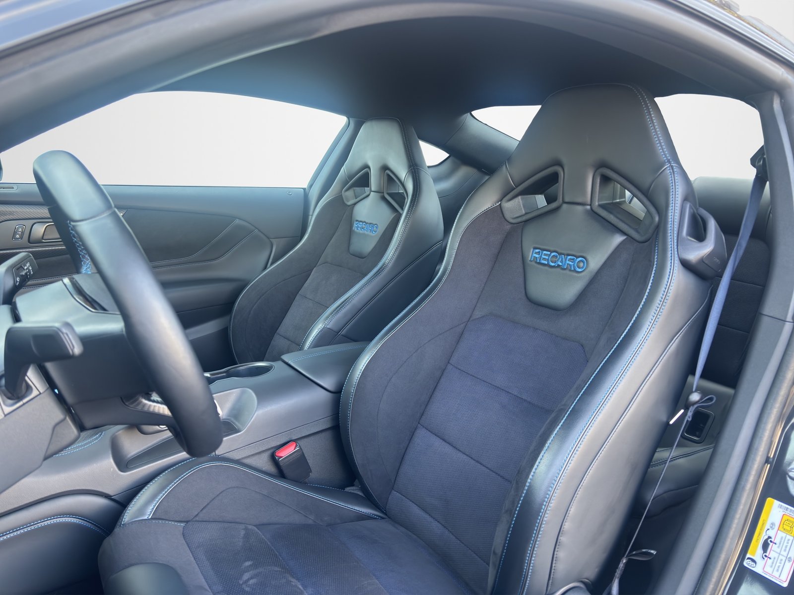 FORD Mustang Coupé 5.0 V8 Dark Horse, Benzin, Occasion / Gebraucht, Handschaltung - 6
