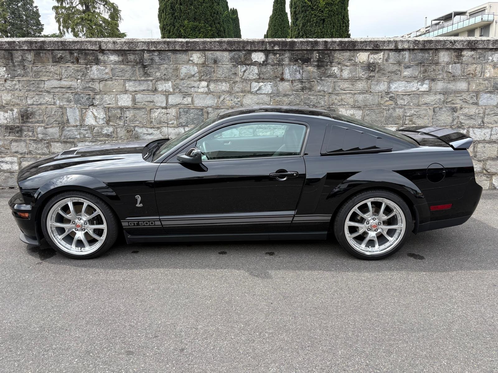 FORD MUSTANG SHELBY GT500