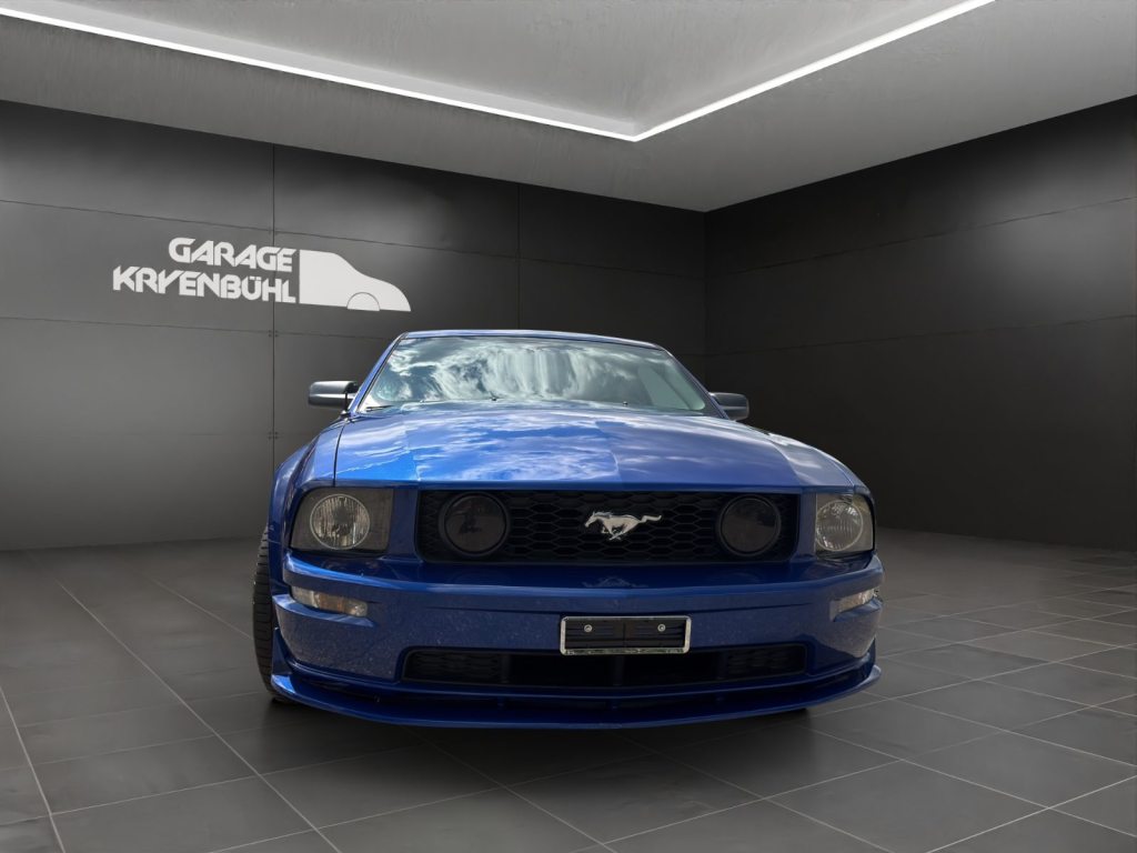 FORD MUSTANG GT