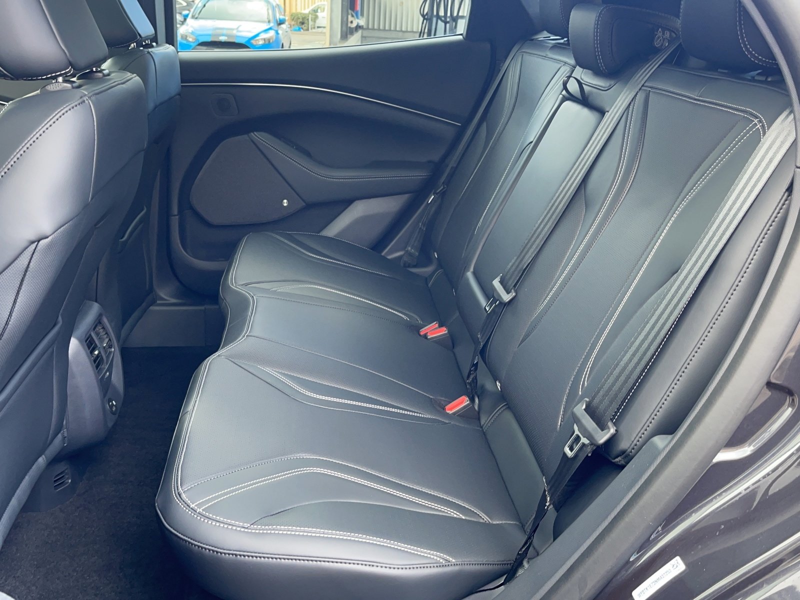 FORD Mustang Mach-E Extended, Elektro, Occasion / Gebraucht, Automatik - 6