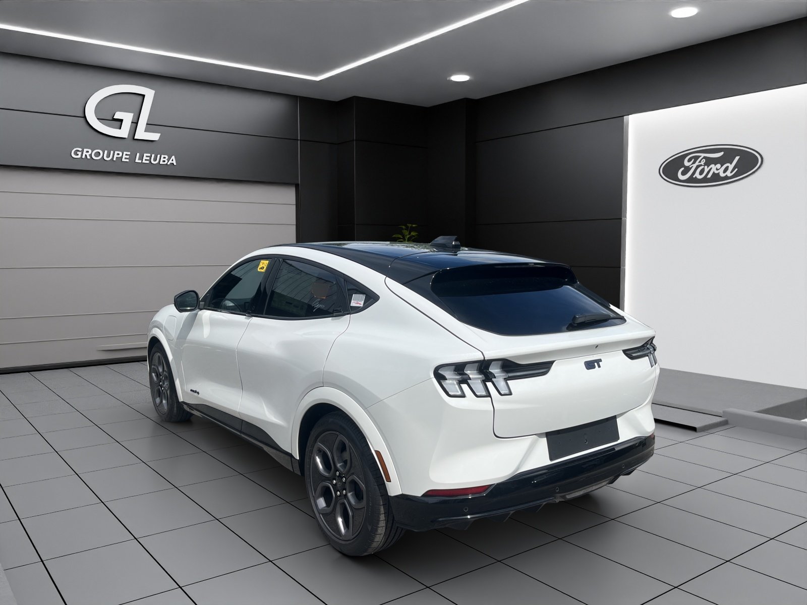 FORD Mustang MACH-E GT AWD 91 kWh, Elektro, Neuwagen, Automatik - 4