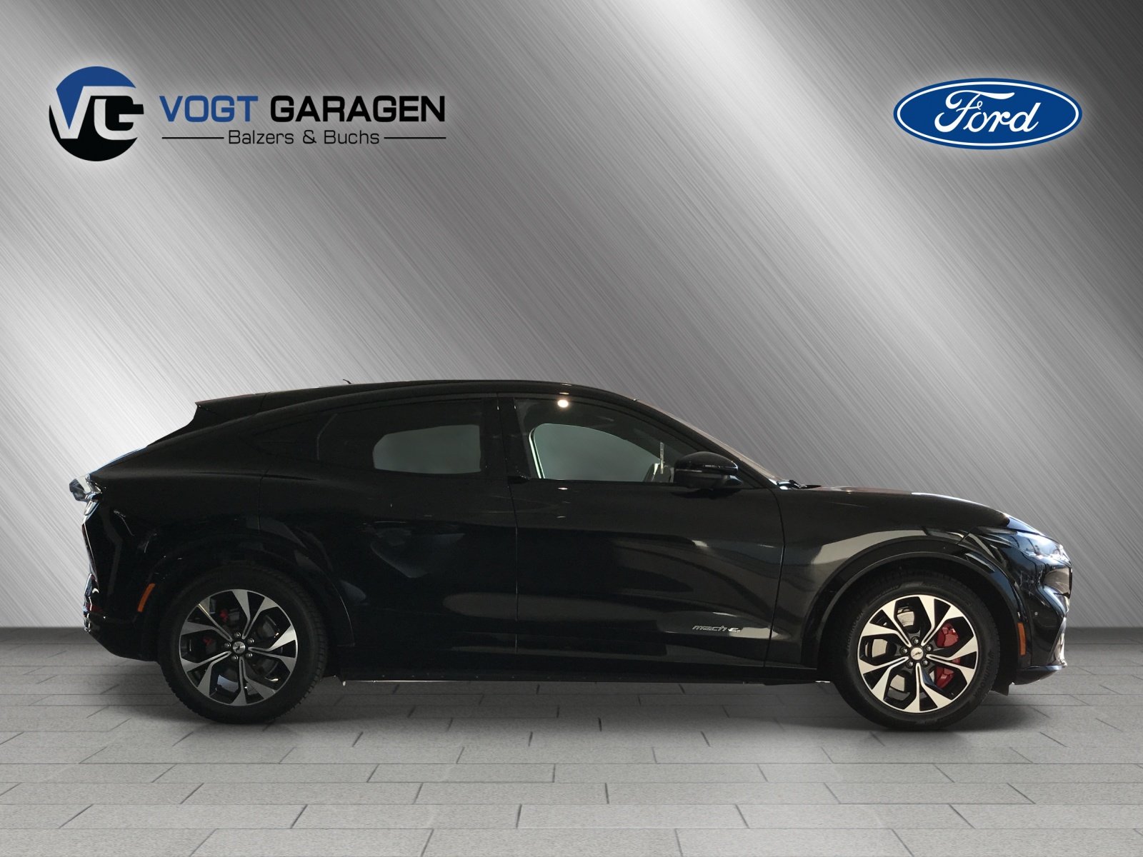 FORD Mustang Mach-E Standard AWD, Elektro, Occasion / Gebraucht, Automatik - 4