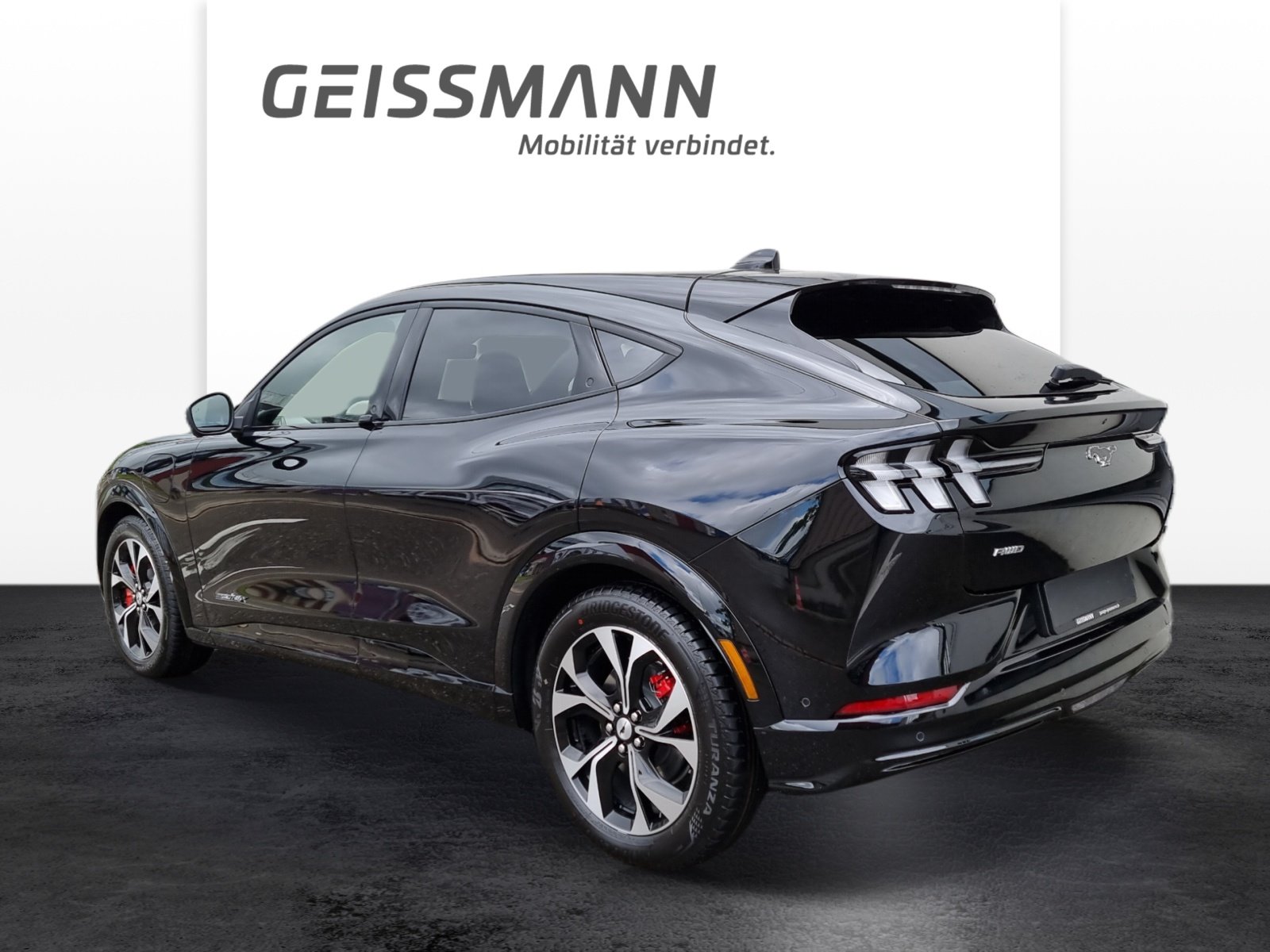 FORD Mustang Mach-E Extended AWD 372 PS, Elektro, Occasion / Gebraucht, Automatik - 3