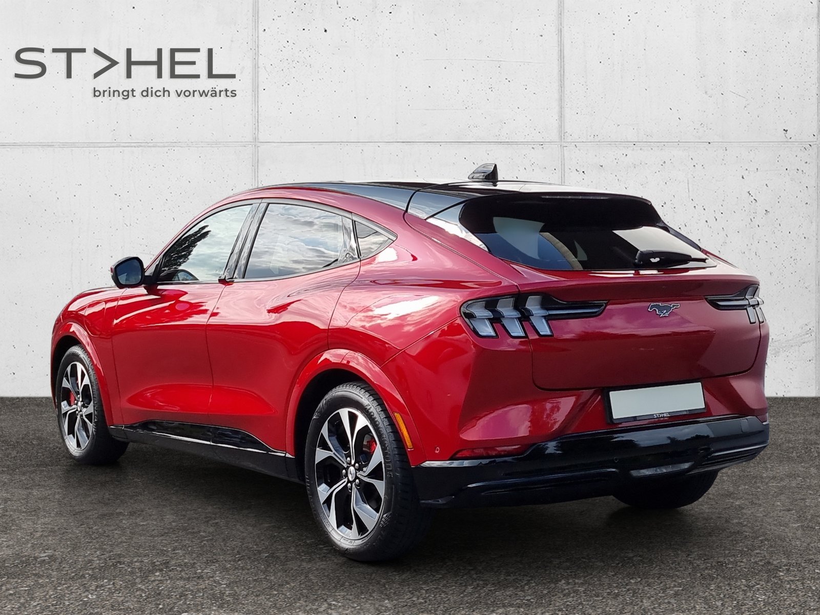 FORD Mustang Mach-E Extended First Edition AWD, Elektro, Occasion / Gebraucht, Automatik - 3