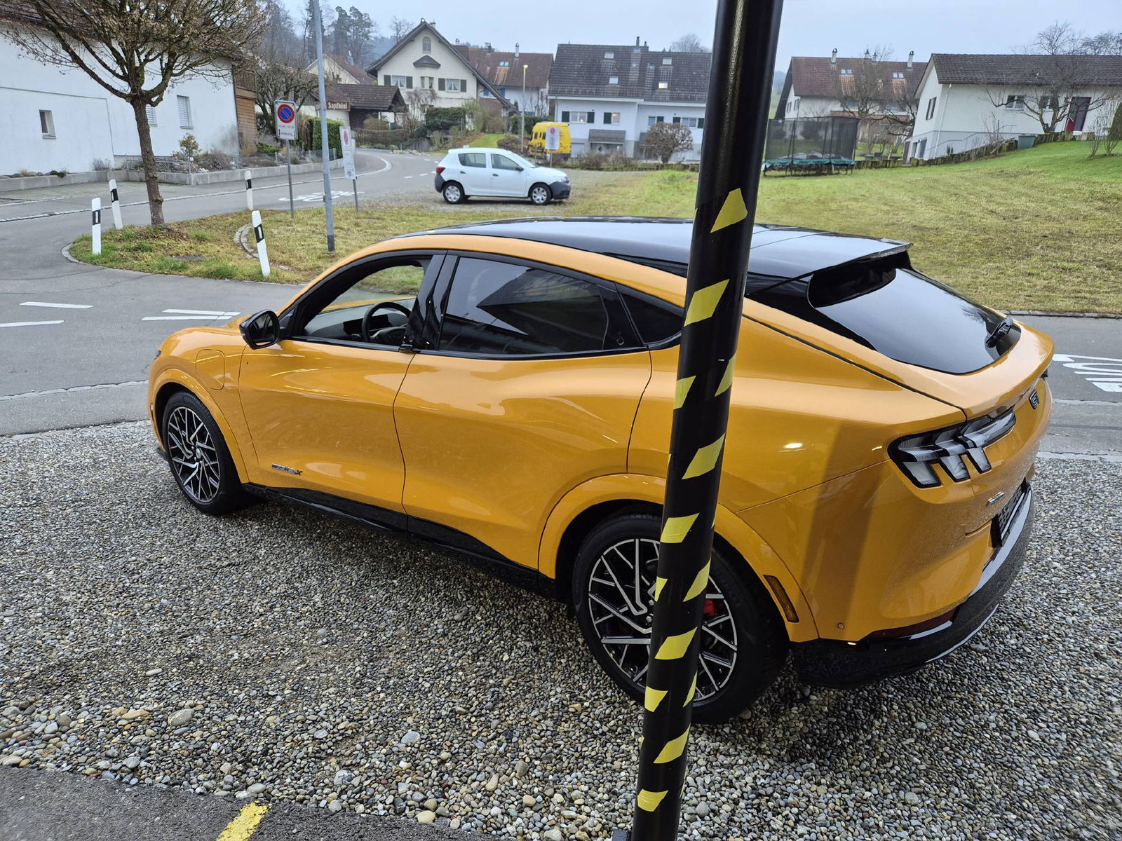 FORD Mustang Mach-E Extended GT 98 kWh AWD, Elektro, Occasion / Gebraucht, Automatik - 5