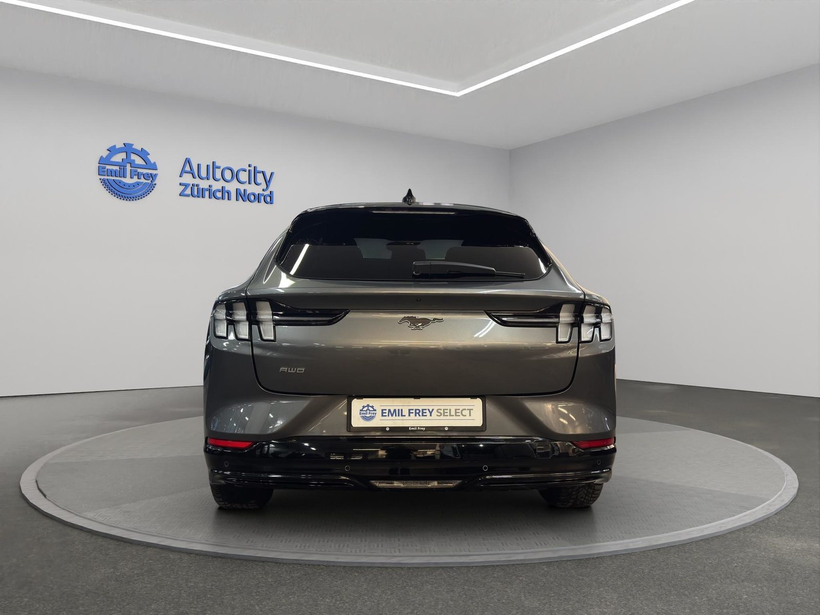 FORD Mustang Mach-E Extended First Edition AWD, Elektro, Occasion / Gebraucht, Automatik - 5