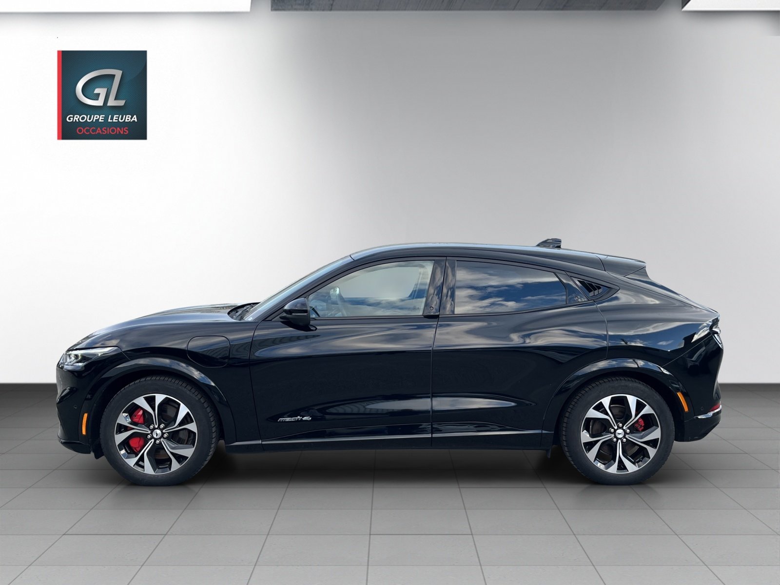FORD Mustang MACH-E AWD 72.6 kWh, Elektro, Occasion / Gebraucht, Automatik - 3