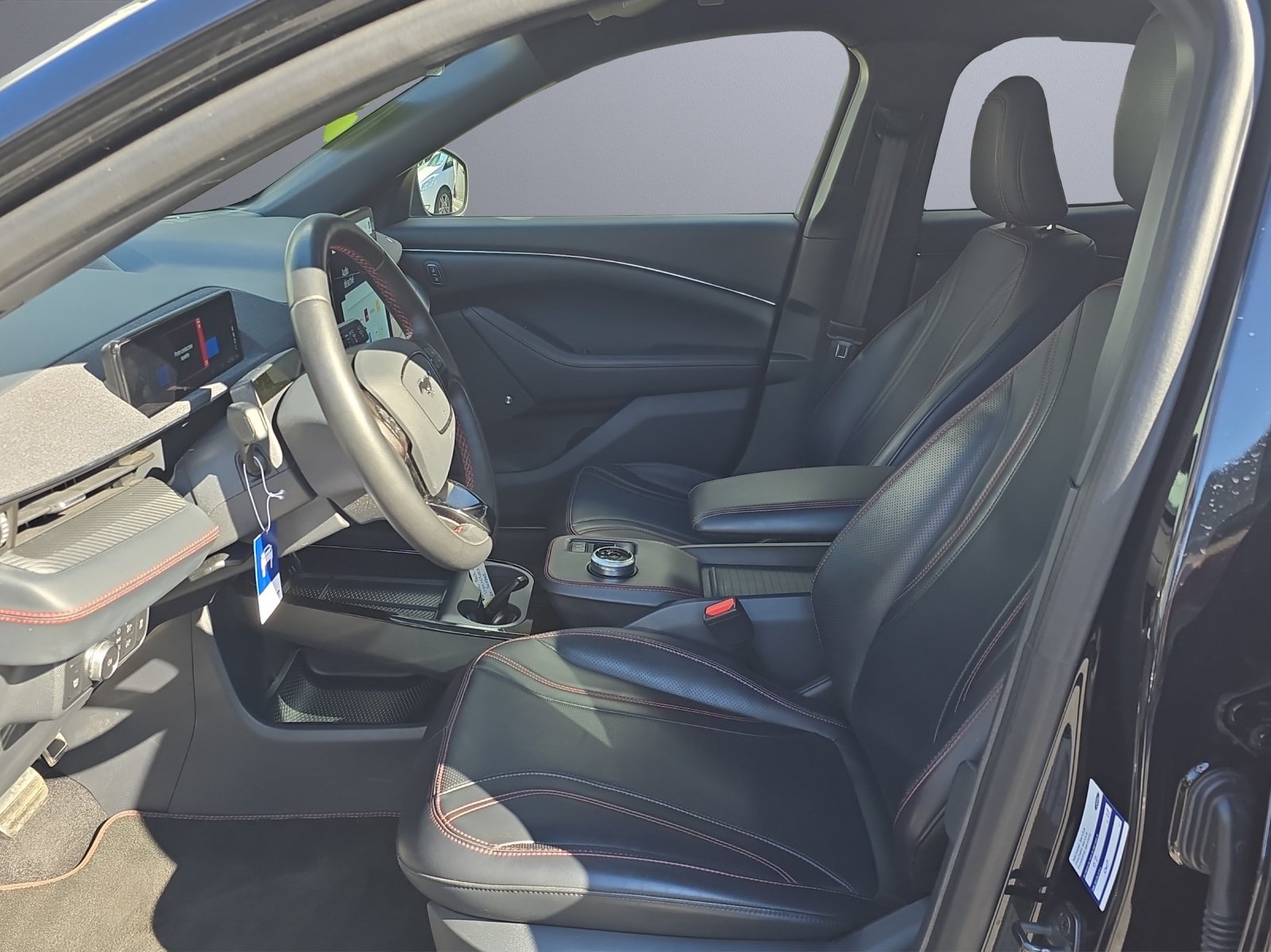 FORD Mustang Mach-E Standard AWD, Elektro, Occasion / Gebraucht, Automatik - 5