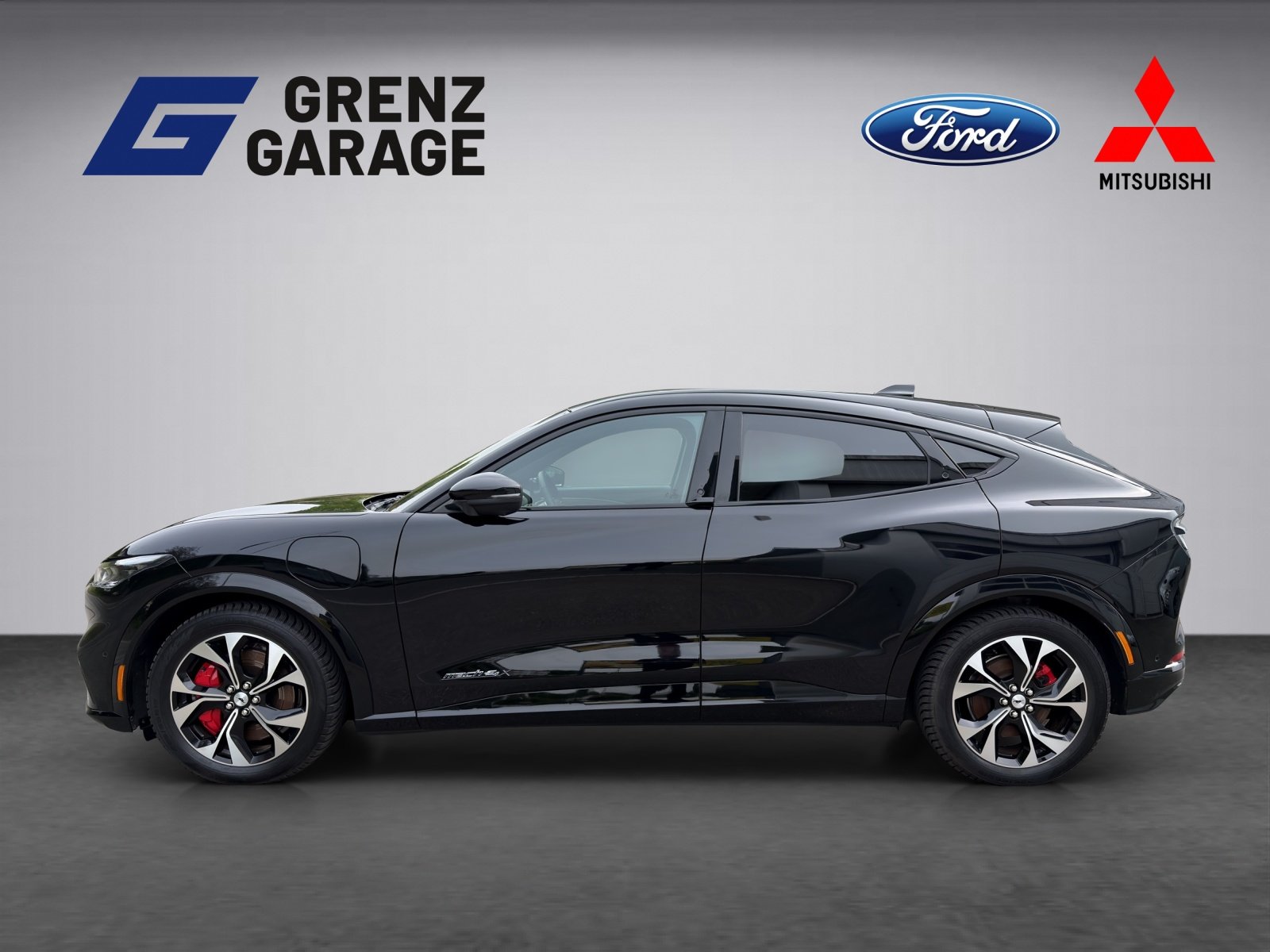 FORD Mustang Mach-E Premium AWD, Electric, Second hand / Used, Automatic - 2