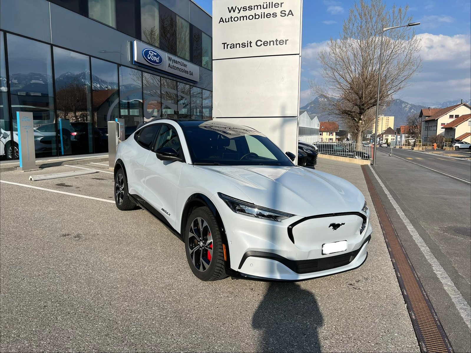 FORD Mustang MACH-E Premium RWD 88 kWh