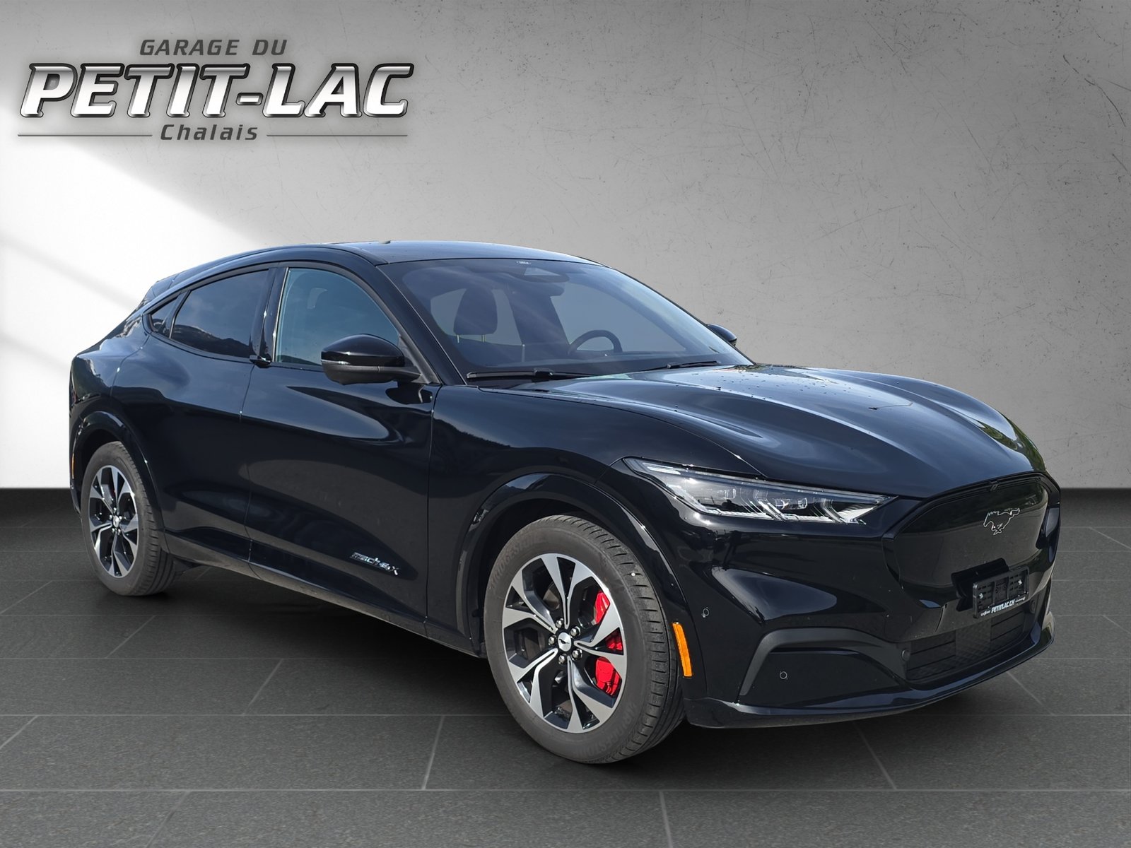 FORD Mustang MACH-E Premium AWD 88 kWh