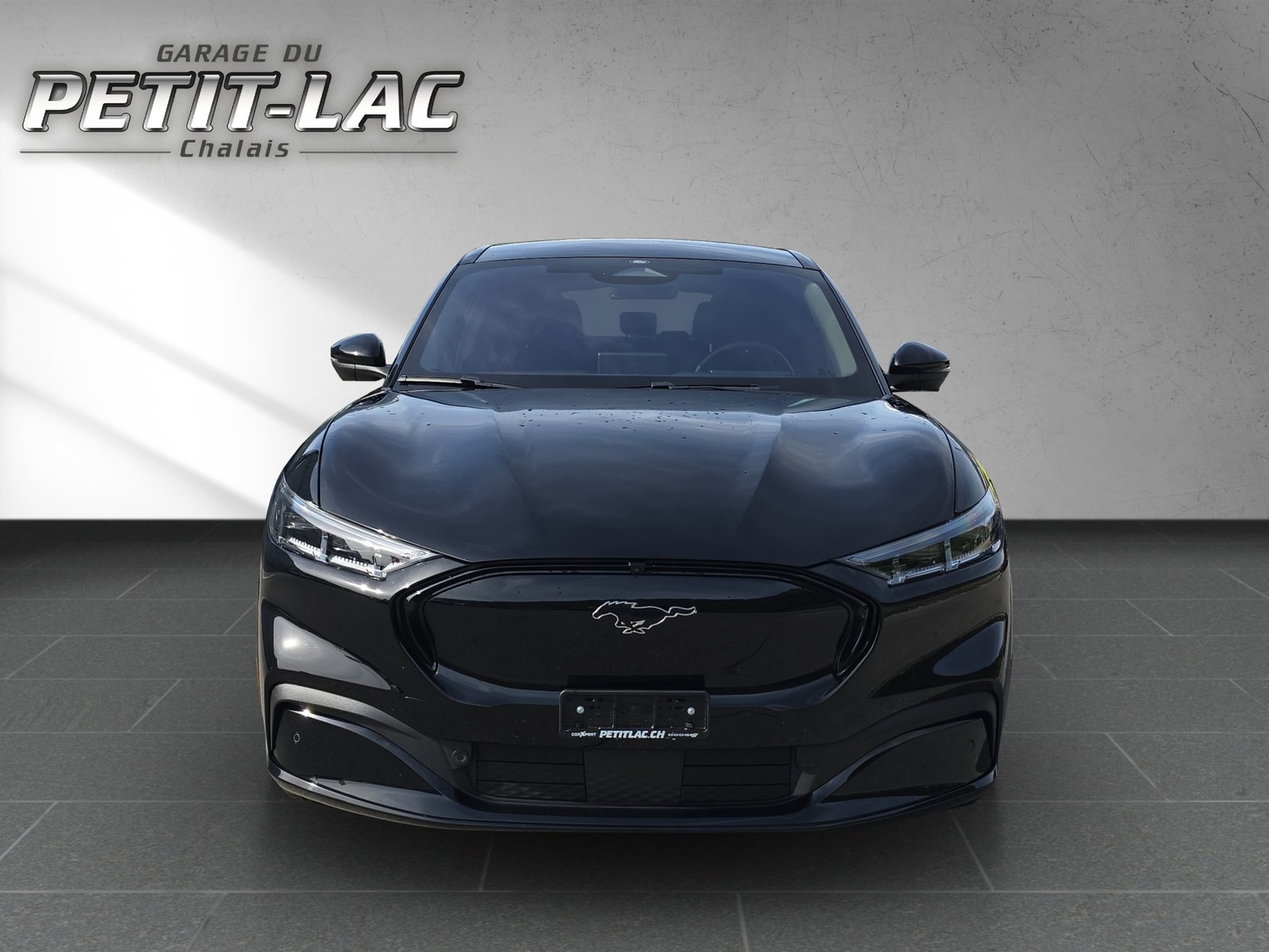 FORD Mustang MACH-E Premium AWD 88 kWh, Électrique, Occasion / Utilisé, Automatique - 2
