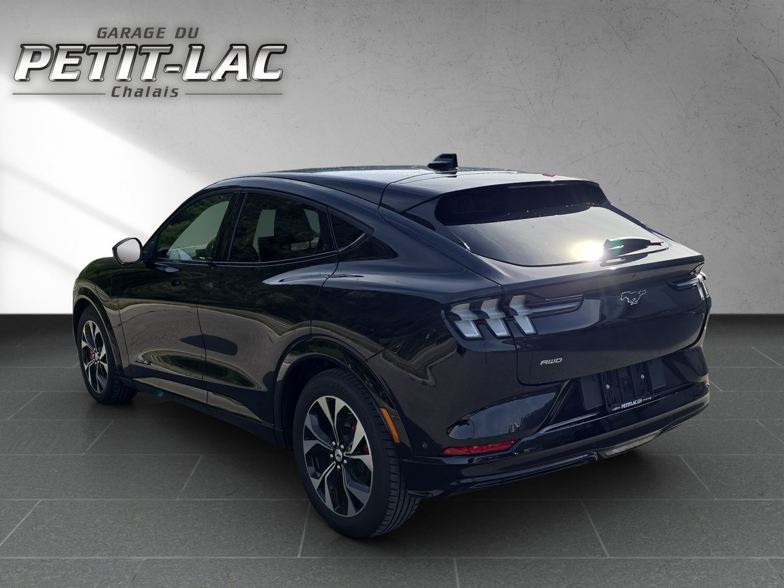 FORD Mustang MACH-E Premium AWD 88 kWh, Électrique, Occasion / Utilisé, Automatique - 6