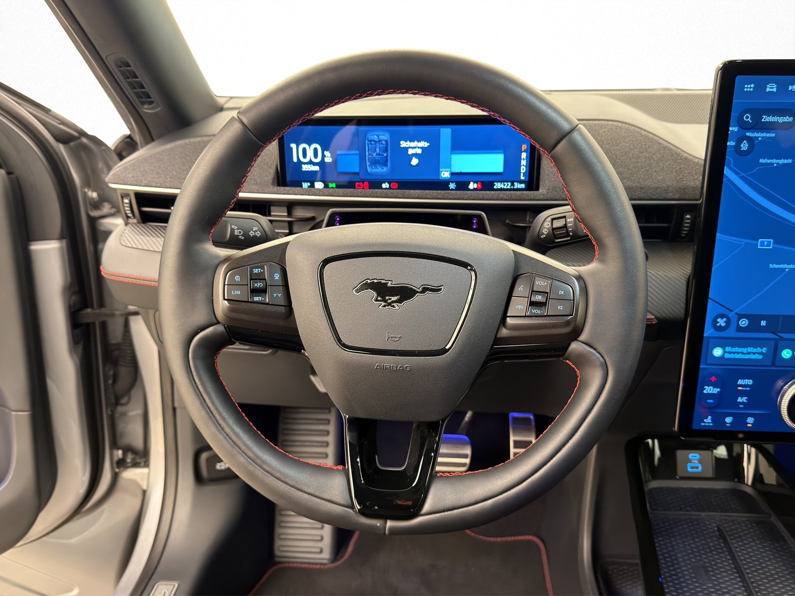 FORD Mustang Mach-E Standard AWD, Elektro, Occasion / Gebraucht, Automatik - 7