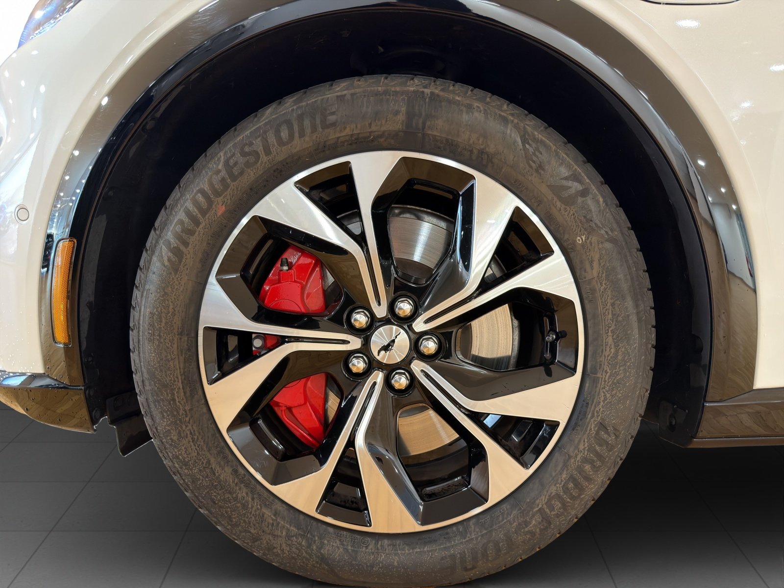 FORD Mustang MACH-E Premium AWD 88 kWh, Elettrica, Occasioni / Usate, Automatico - 6