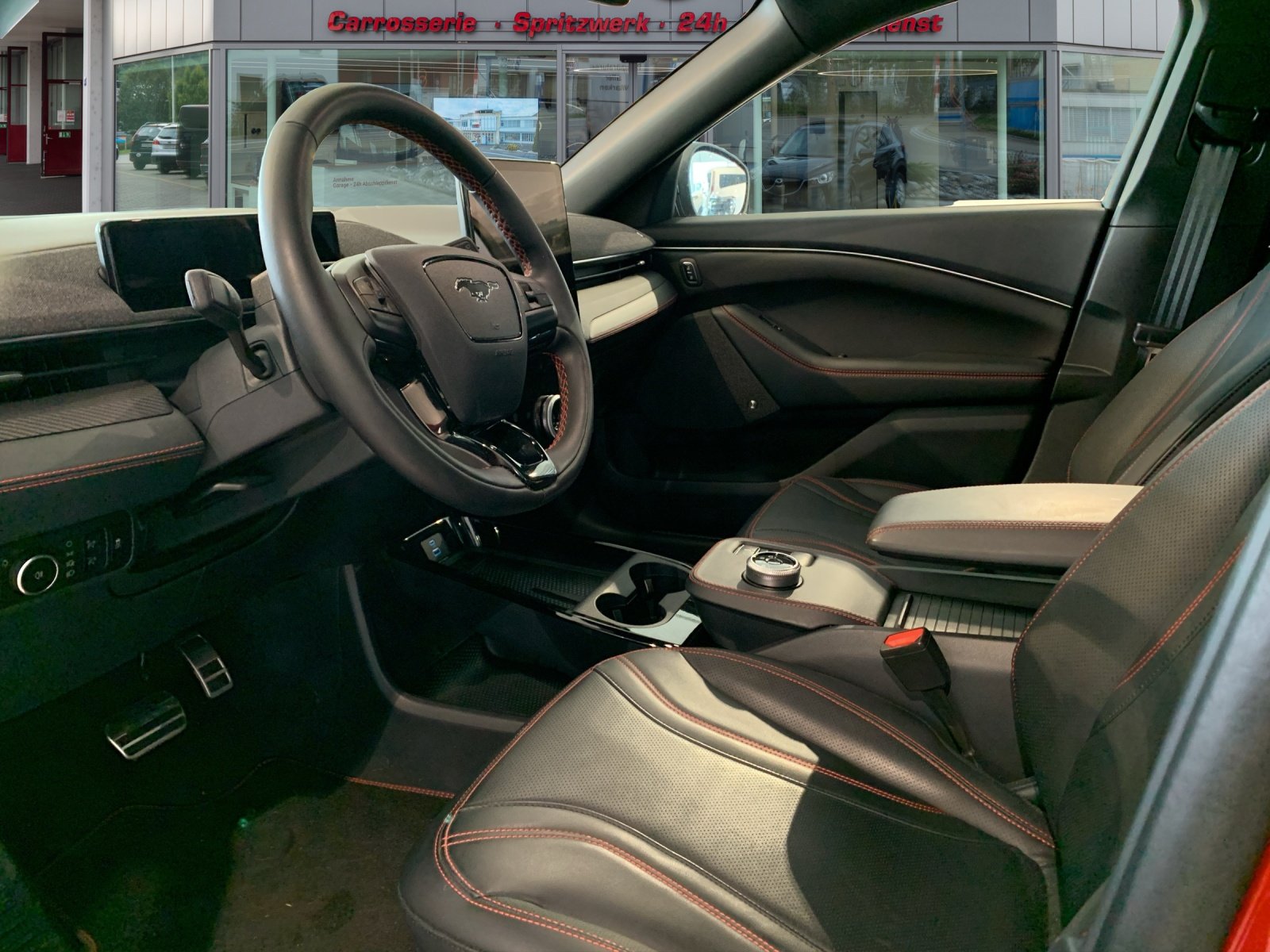 FORD Mustang Mach-E Premium, Elektro, Occasion / Gebraucht, Automatik - 7