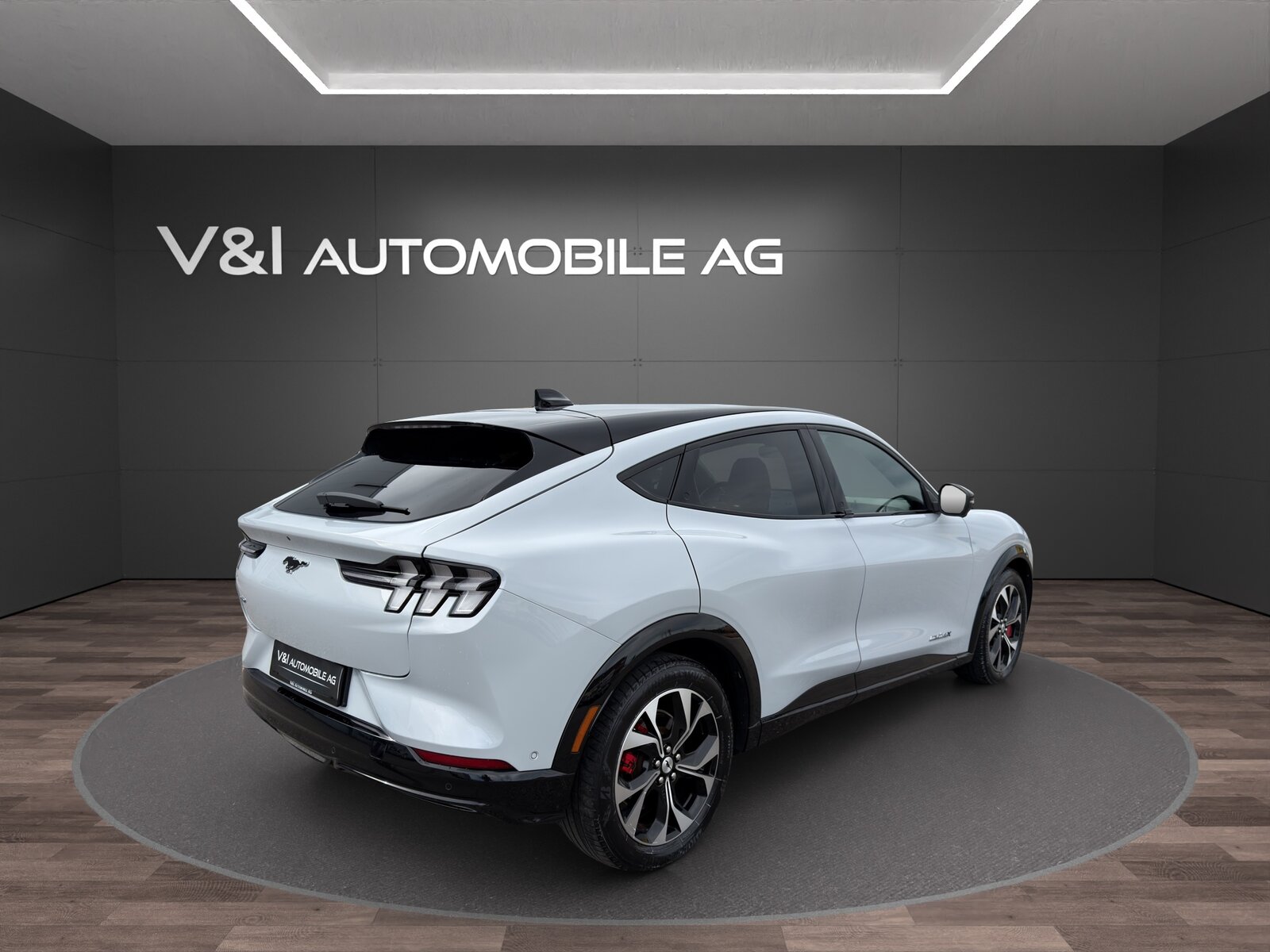 FORD Mustang MACH-E AWD 91 kWh EXTENDED, Électrique, Occasion / Utilisé, Automatique - 5
