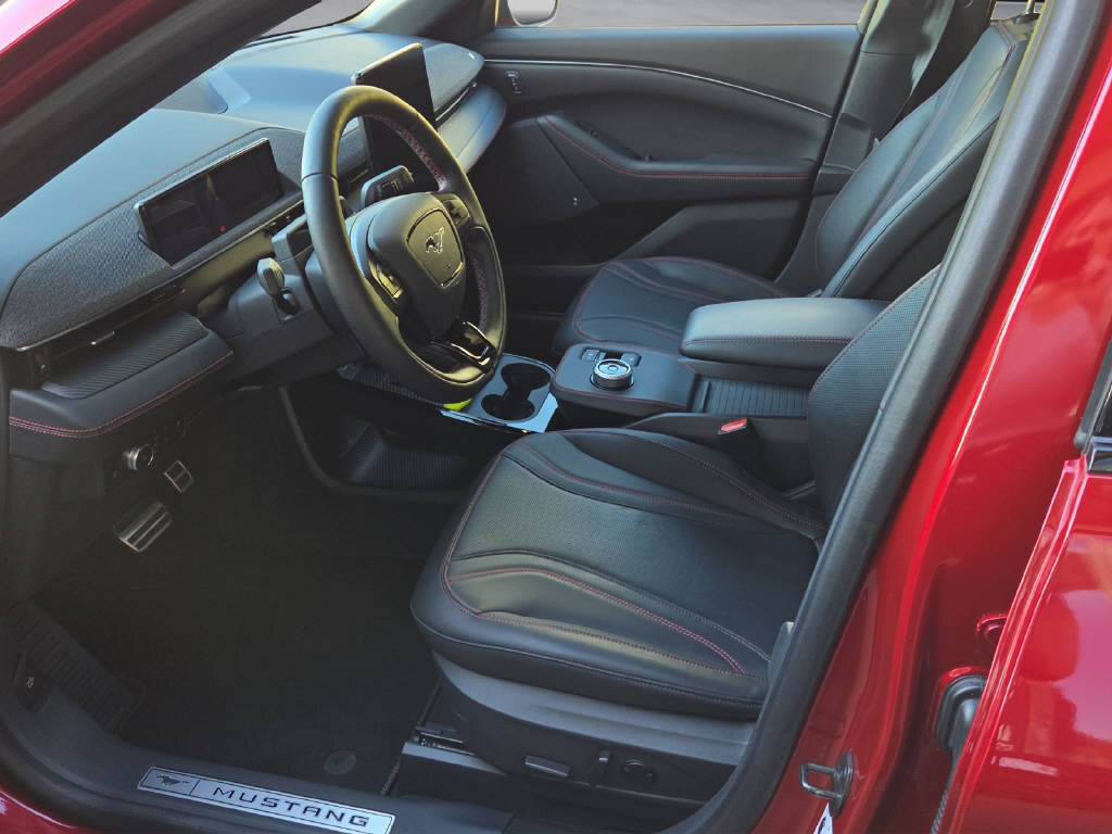 FORD Mustang Mach-E Extended AWD, Électrique, Occasion / Utilisé, Automatique - 6