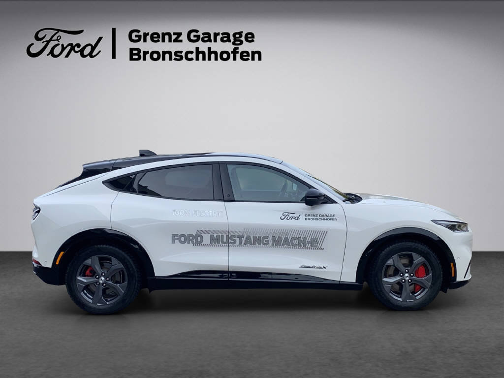 FORD Mustang Mach-E Extended AWD, Electric, Ex-demonstrator, Automatic - 7