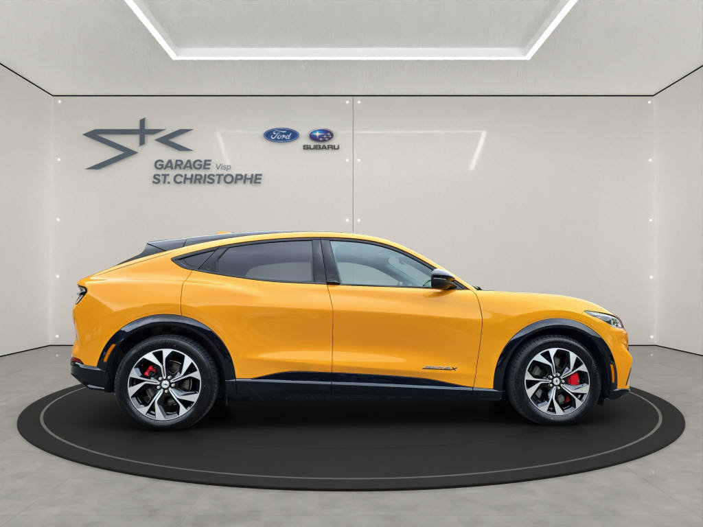 FORD Mustang Mach-E Extended 4x4 99kWh, Elektro, Occasion / Gebraucht, Automat - 5