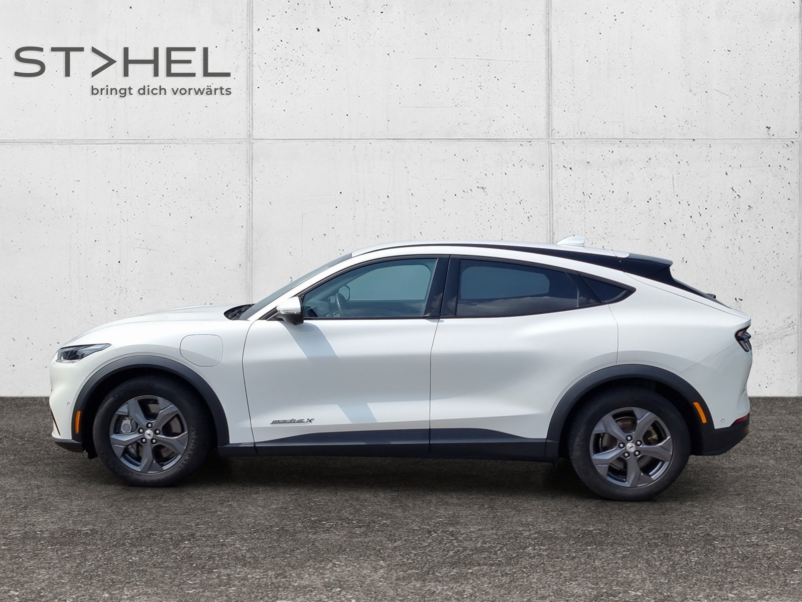 FORD Mustang Mach-E Extended, Electric, Second hand / Used, Automatic - 2