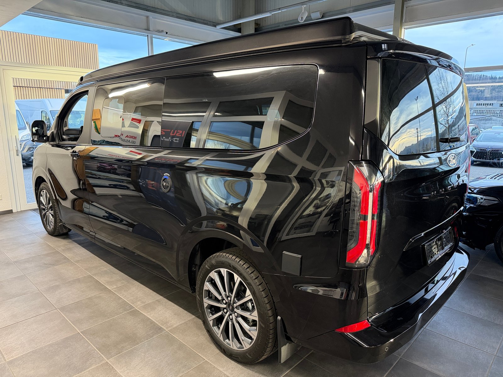 FORD New Nugget Titanium L2 2.0 tdi 170 PS AT8 WESTFALIA, Diesel, New car, Automatic - 3