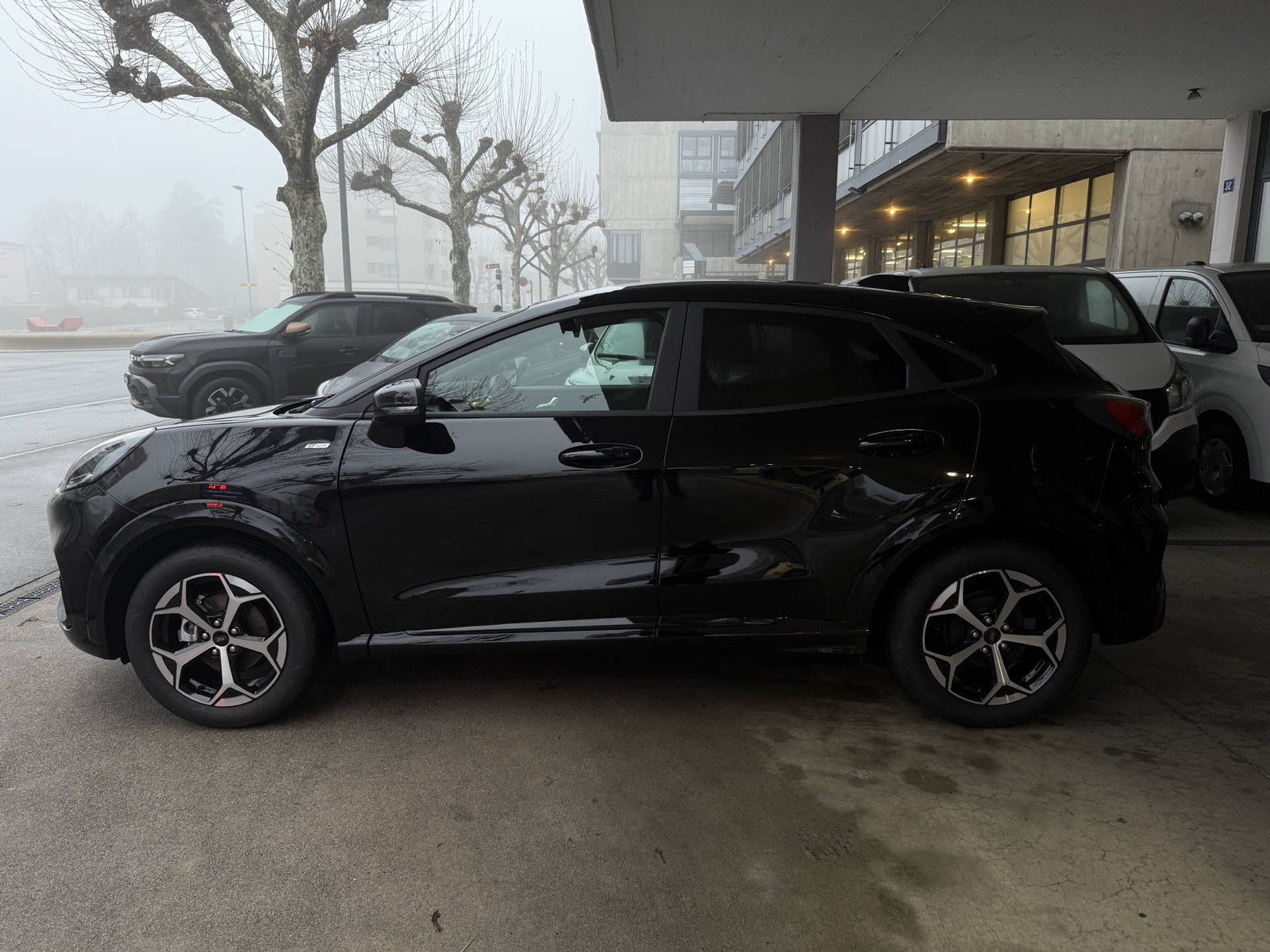 FORD Puma 1.0 EcoB Hybrid 125 ST-Line, Mild-Hybrid Petrol/Electric, New car, Automatic - 2